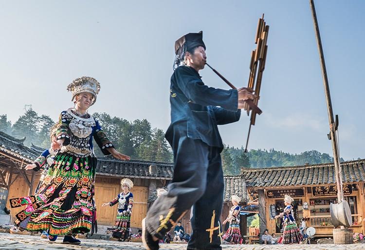 張家界風(fēng)景正好，而您剛好有空